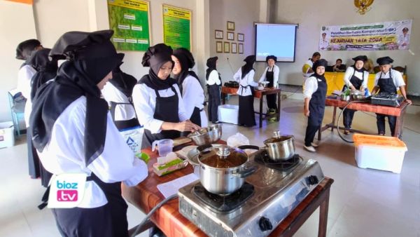 Disperinaker Trenggalek menggembleng 20 peserta terpilih, termasuk dua penyandang disabilitas