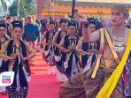 Tradisi WBTB ini menyatukan warga lintas golongan melalui semangat Raket Rukun Raharjo.