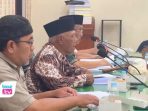 Calon Kepala Desa di Trenggalek Tak Harus Warga Lokal, WNI Luar Pulau Bisa Ikut Maju Pilkades Warga luar daerah hingga luar pulau, kini berhak mencalonkan diri sebagai kepala desa di Trenggalek.
