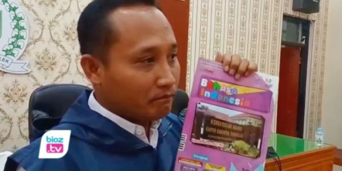 Wali murid MIN 1 Trenggalek mengadukan dugaan bisnis LKS senilai Rp461 ribu ke DPRD