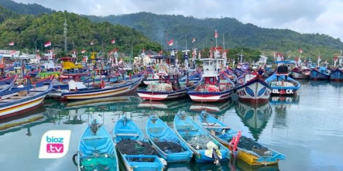 Hasil tangkapan nelayan Trenggalek terjun bebas hingga 70 persen akibat cuaca ekstrem dan hilangnya rumpon.