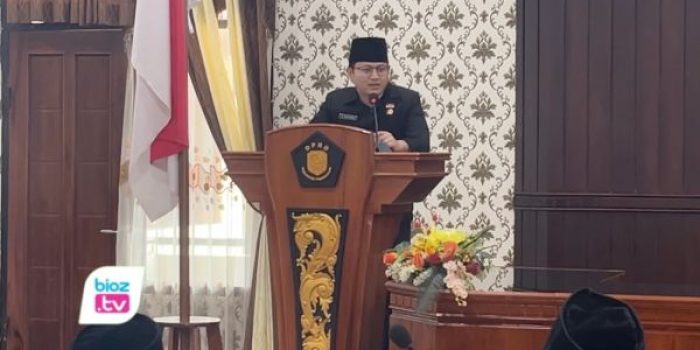 Bupati Trenggalek, Mochamad Nur Arifin
