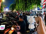 Parkir Event di Trenggalek Jadi Sorotan, DPKPHub Tegaskan Tak Semua Juru Parkir di Bawah Dishub Maraknya juru parkir saat event Agustus di Trenggalek memicu persoalan bahu jalan.
