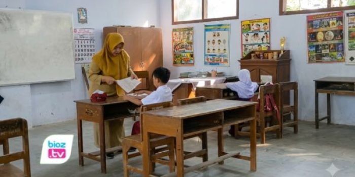 DPRD Trenggalek membuka opsi regrouping sekolah setelah 158 SD dan SMP hanya menerima kurang dari 10 siswa baru