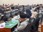 DPRD meminta pemerintah segera menyerap anggaran untuk pembangunan dan pemeliharaan jalan pada 2026.