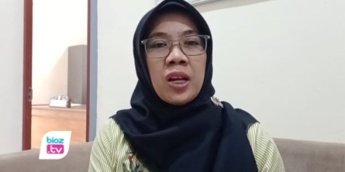 Ketua KPU Trenggalek, Istatiin Nafiah