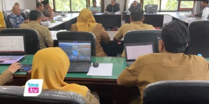 Harga tiket wisata Trenggalek naik dari Rp10 ribu menjadi Rp15 ribu. Namun, DPRD menyoroti pendapatan pariwisata yang belum mengimbangi kenaikan tarif.