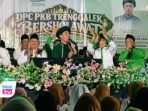 Peringati Hari Santri 2026, DPC PKB Trenggalek Sholawatan Bareng Jaljalut Indonesia Gus Badar DPC PKB Trenggalek memperingati Hari Santri Nasional 2026 dengan sholawatan bersama Jaljalut Indonesia