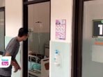 Ruang Anggrek RSUD Trenggalek Overkapasitas, Pasien Paru Dititipkan ke Ruang Lain Ruang Anggrek RSUD dr. Soedomo Trenggalek mengalami overkapasitas.